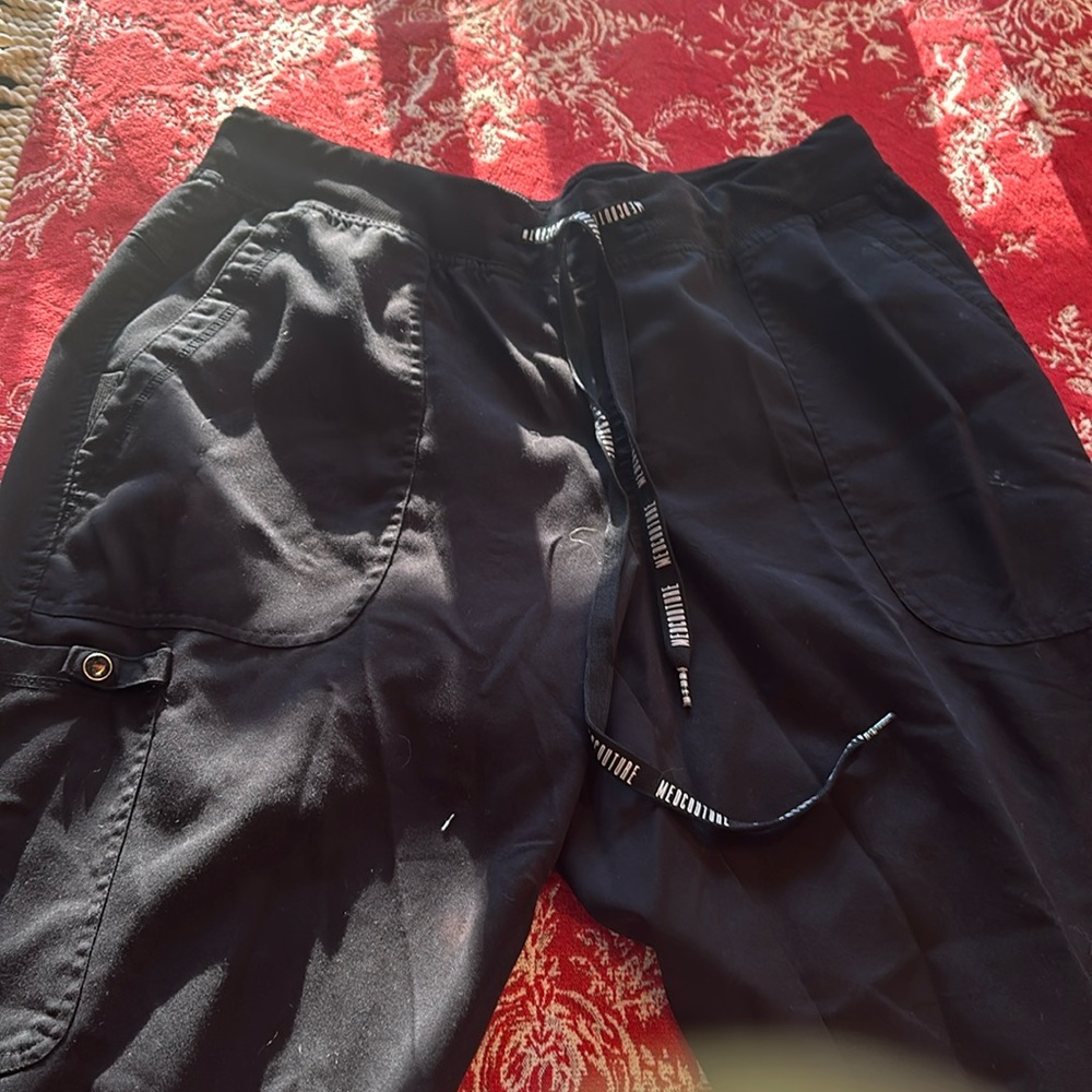 Black med couture scrub joggers
